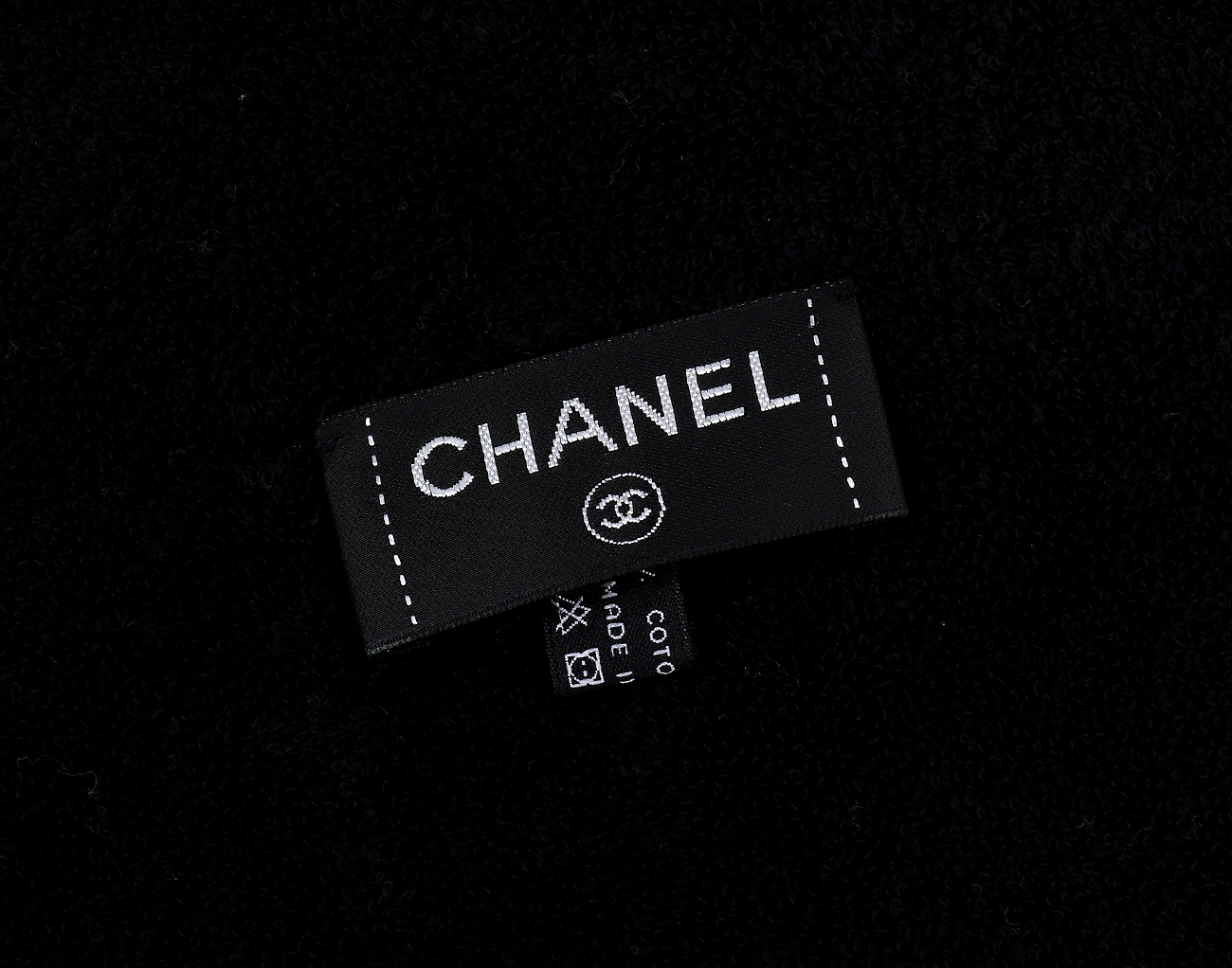 샤넬 비치 타올 토트백 블랙 화이트