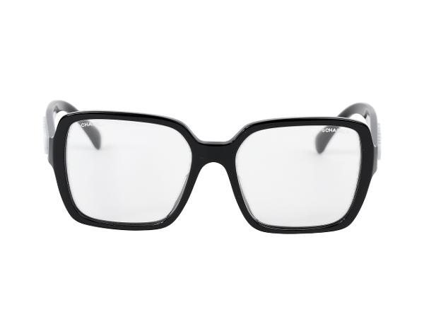 샤넬 레터링 스퀘어 안경 블랙