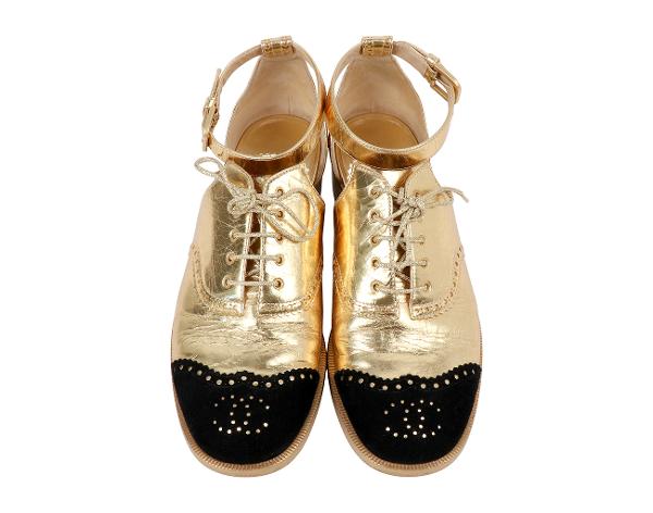 샤넬 CC 브로그 레이스업 앵클 스트랩 샌들 골드 블랙 38 1/2