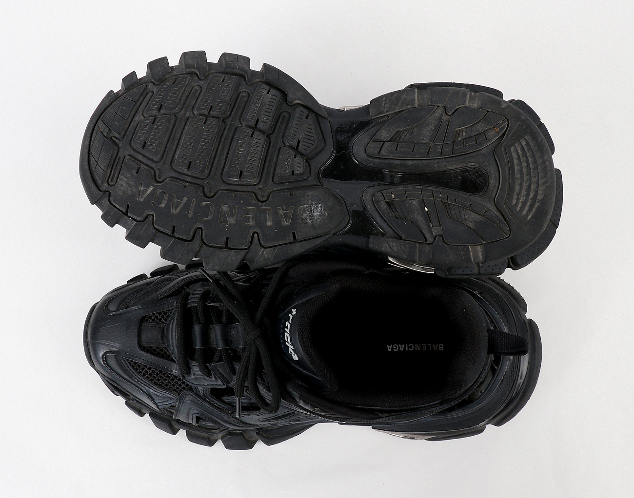 발렌시아가 트랙 스니커즈 트리플 블랙 37