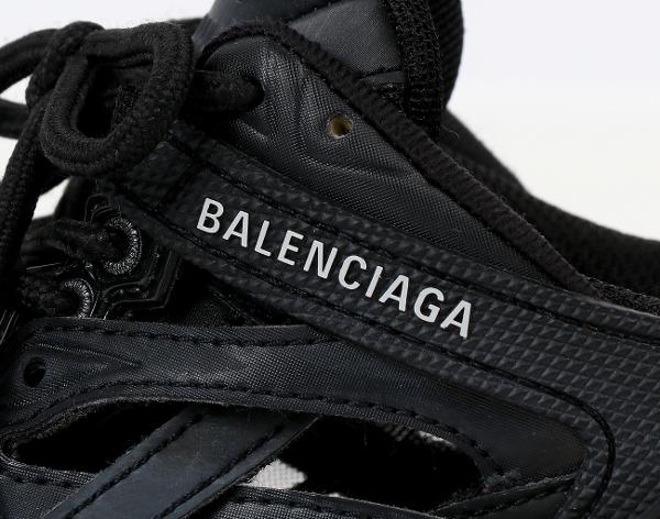 발렌시아가 트랙 스니커즈 트리플 블랙 37