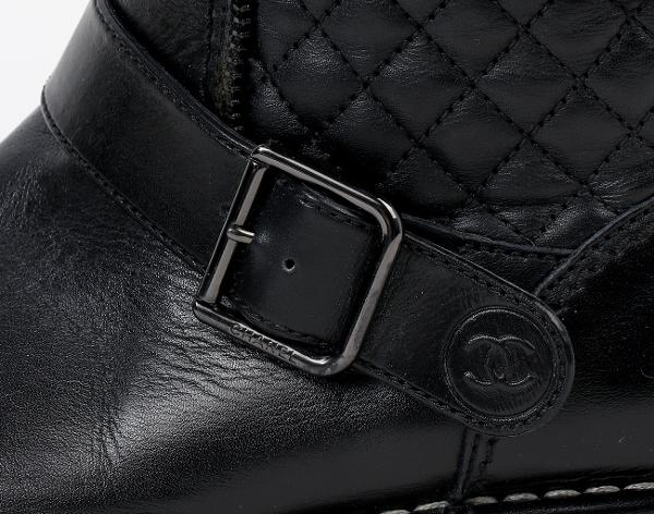 샤넬 시어링 퀼팅 하이 부츠 블랙 38 1/2