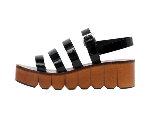 샤넬 페이턴트 우드 샌들 블랙 38