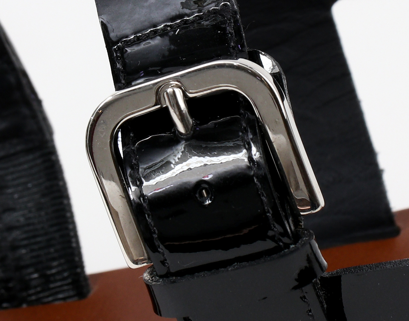 샤넬 페이턴트 우드 샌들 블랙 38