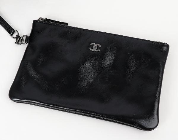 샤넬 25백 미듐 블랙 골드 루테늄 샤이니 크럼플드 카프스킨