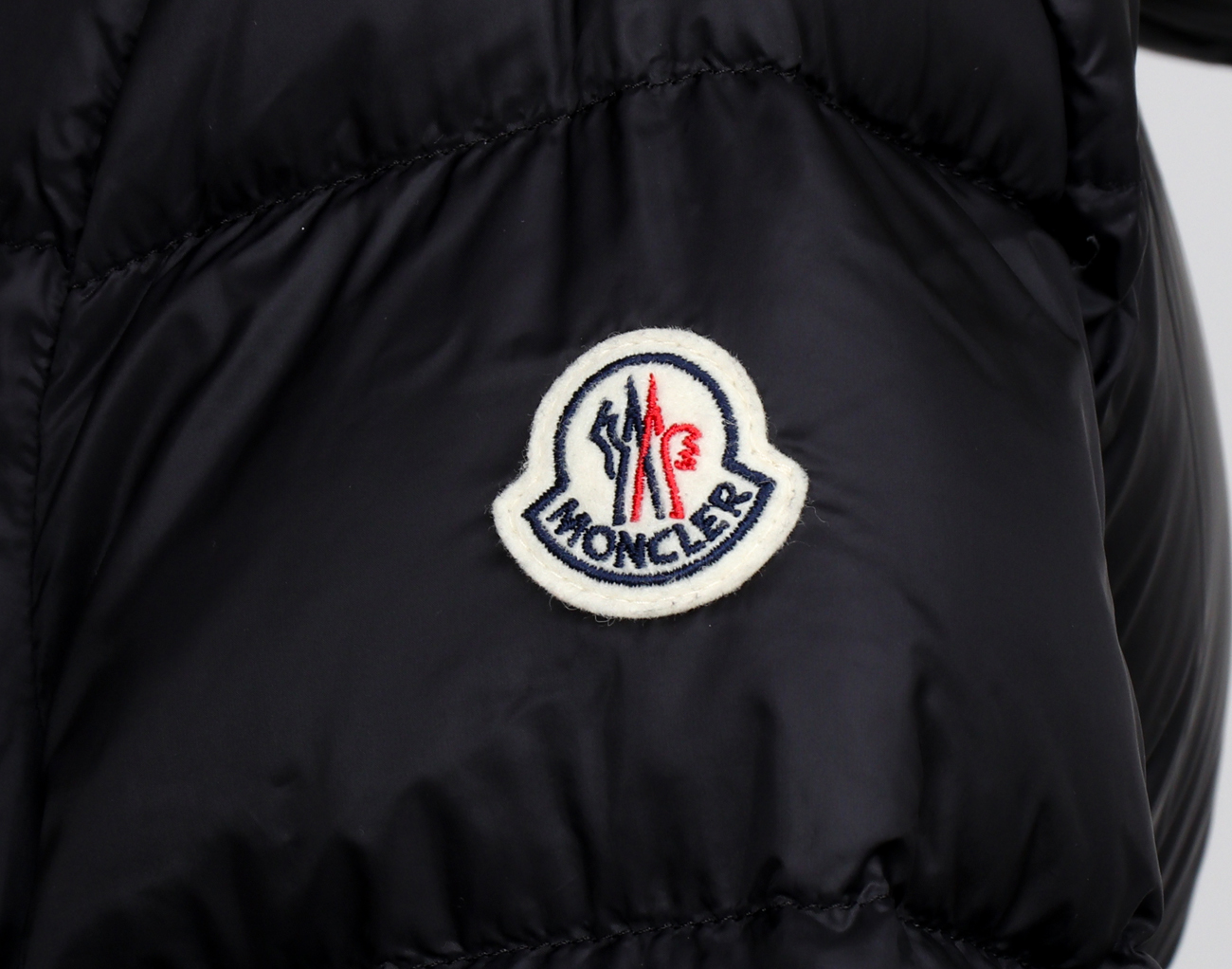 몽클레르 보에딕 롱 다운 재킷 블랙 1