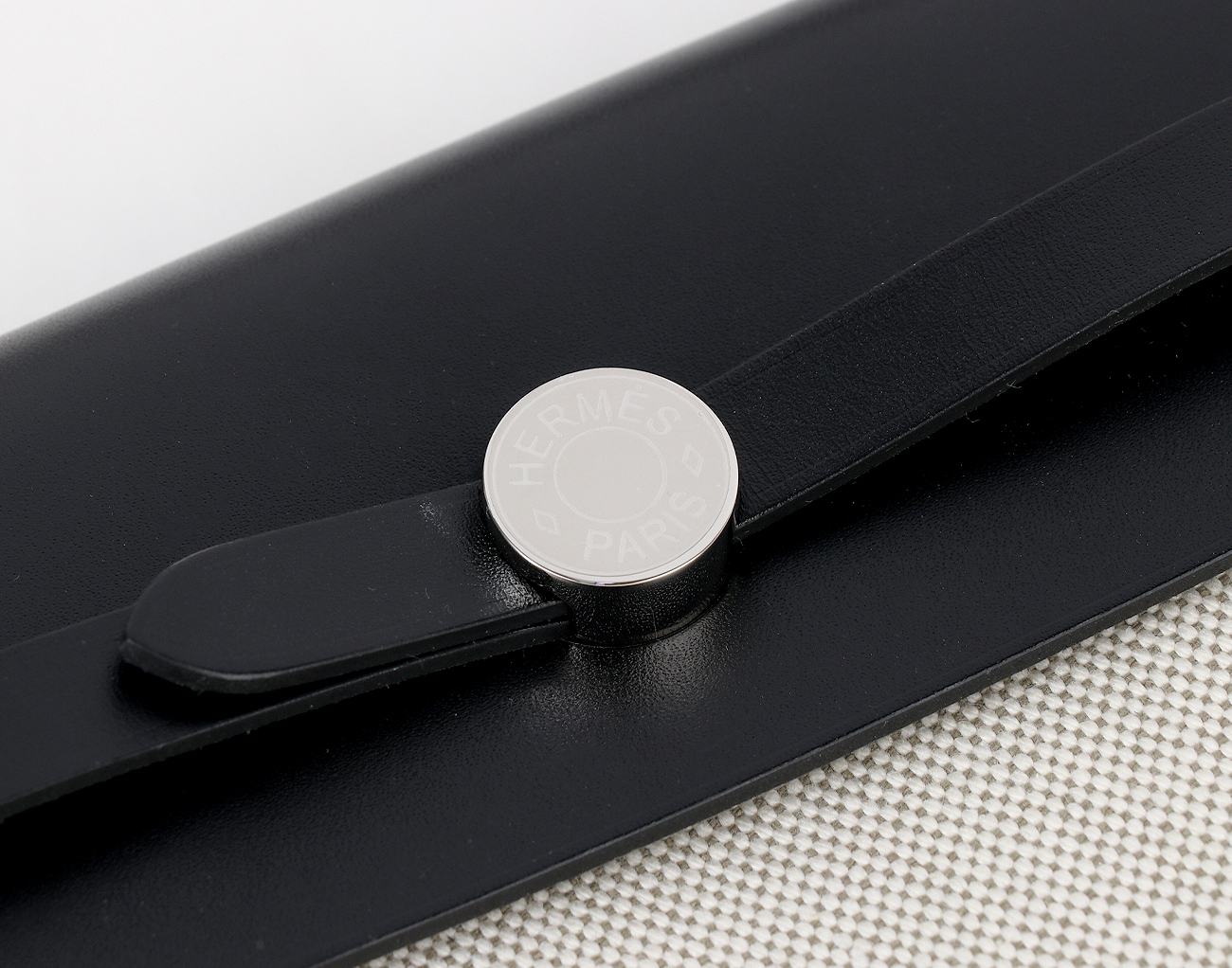 에르메스 미니 에르백 에크루 아망드 블랙 은장 K