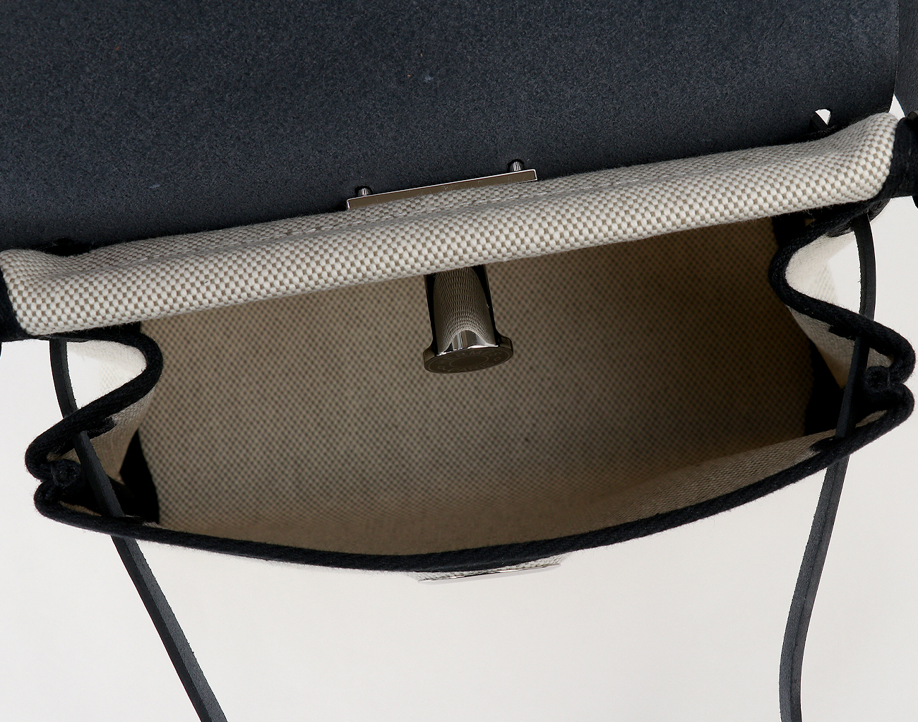 에르메스 미니 에르백 에크루 아망드 블랙 은장 K