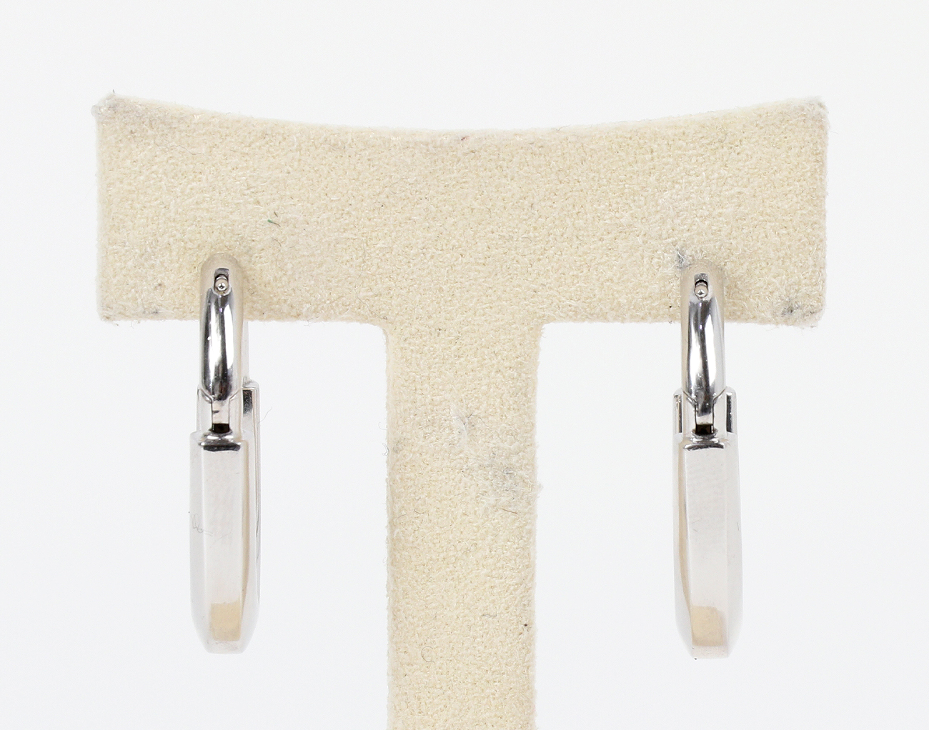 티파니앤코 티파니 락 이어링 미디엄 화이트골드 다이아몬드