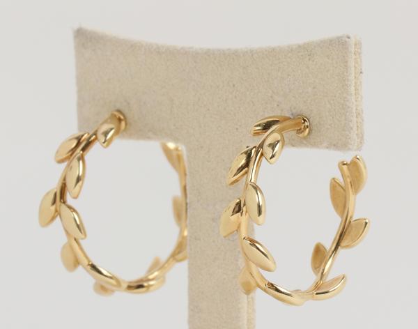 티파니앤코 팔로마 피카소 올리브 리프 후프 이어링 옐로우골드