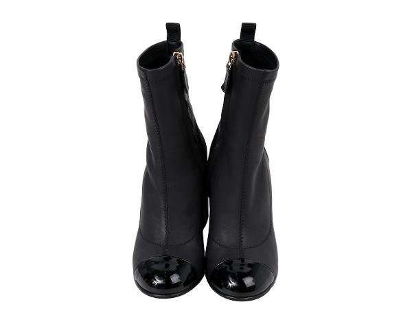 샤넬 캡 토 체인 트리밍 앵클 부츠 블랙 36 1/2C