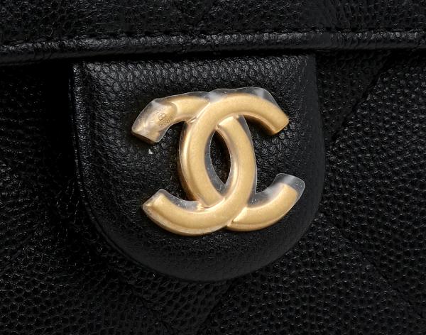 샤넬 25백 스몰 블랙 금장 캐비어
