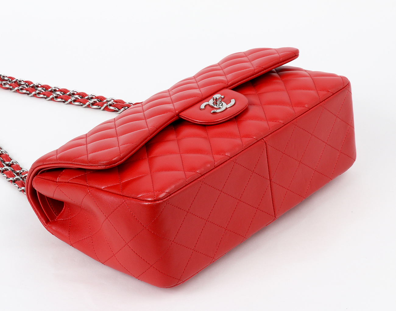 샤넬 클래식 라지 레드 은장 램스킨