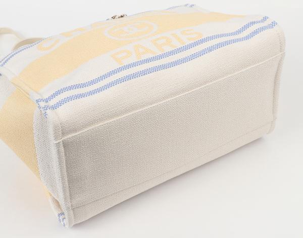 샤넬 도빌 쇼핑백 미듐 에크루 블루 옐로우 금장