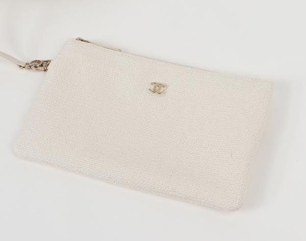 샤넬 도빌 쇼핑백 미듐 에크루 블루 옐로우 금장