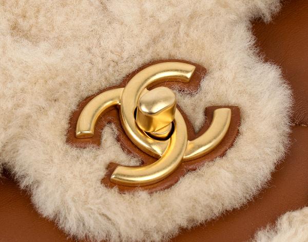 샤넬 시어링 플랩백 베이지 브라운 금장