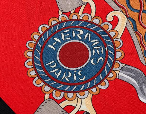 에르메스 맥시 트윌리 페스티벌 드 아마존 블랙 루즈 블루