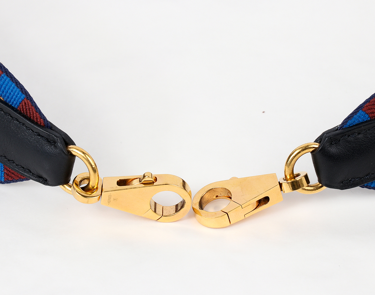 에르메스 맥시 쿼드릴 50mm 백 스트랩 비야르 비스킷 루즈 아쉬 블랙 블랙 금장 85