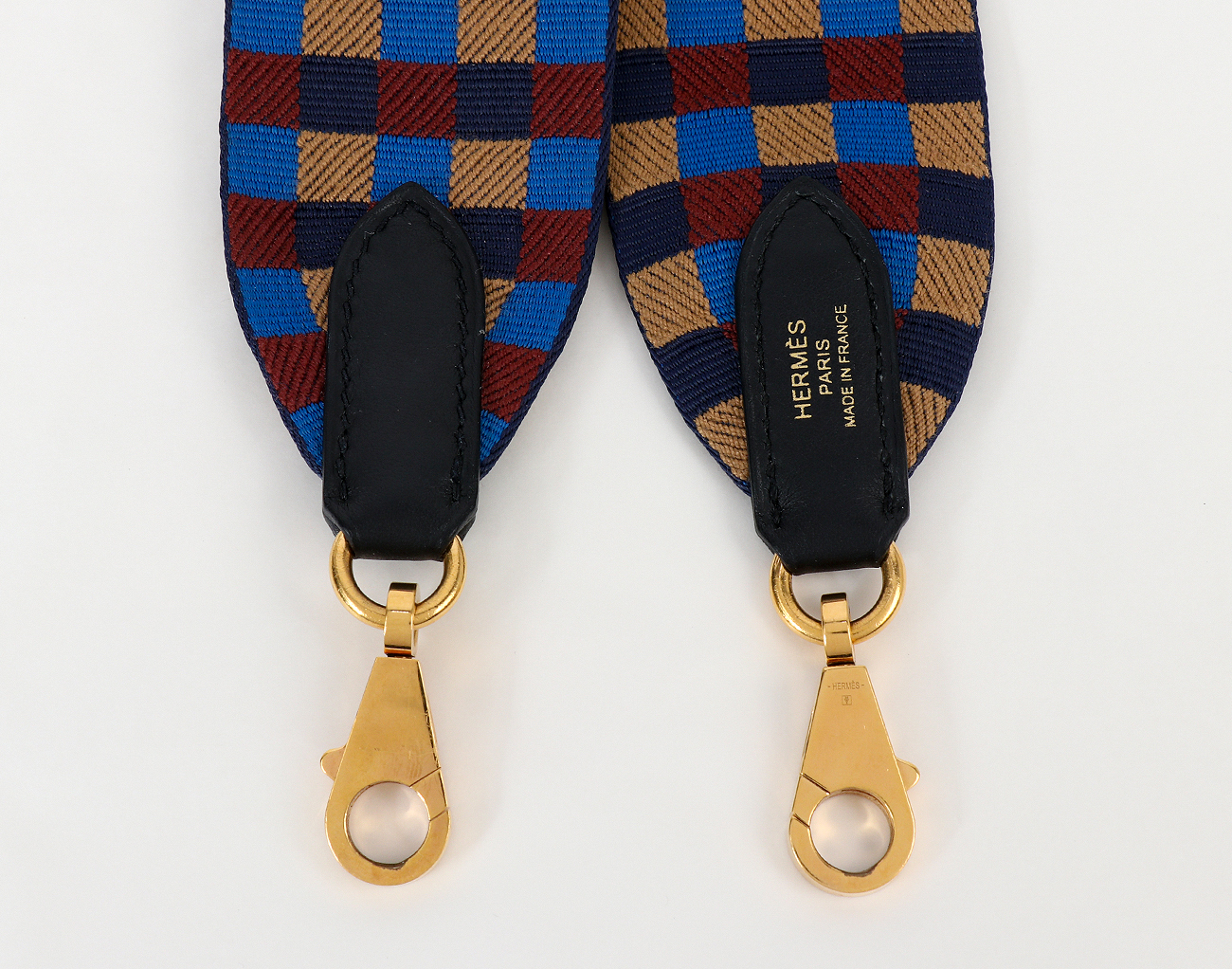 에르메스 맥시 쿼드릴 50mm 백 스트랩 비야르 비스킷 루즈 아쉬 블랙 블랙 금장 85