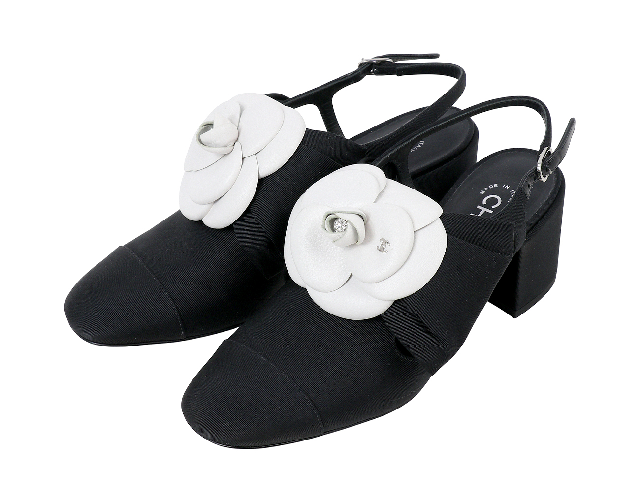 샤넬 까멜리아 슬링백 블랙 화이트 37C