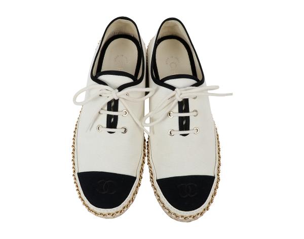 샤넬 체인 트리밍 레이스업 아이보리 블랙 37C