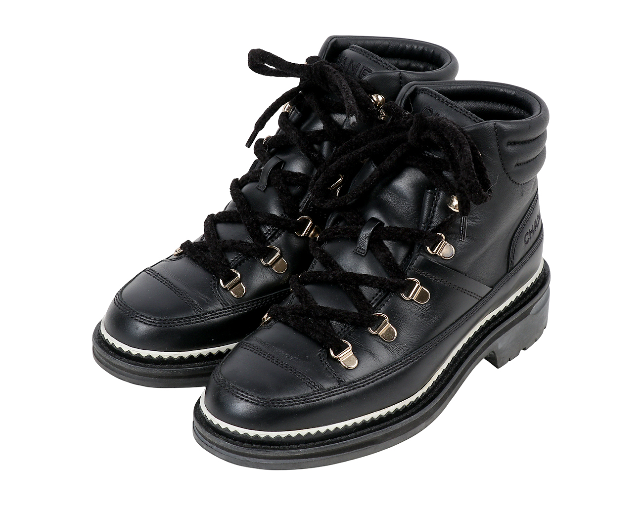 샤넬 하이킹 레이스업 부츠 블랙 36 1/2