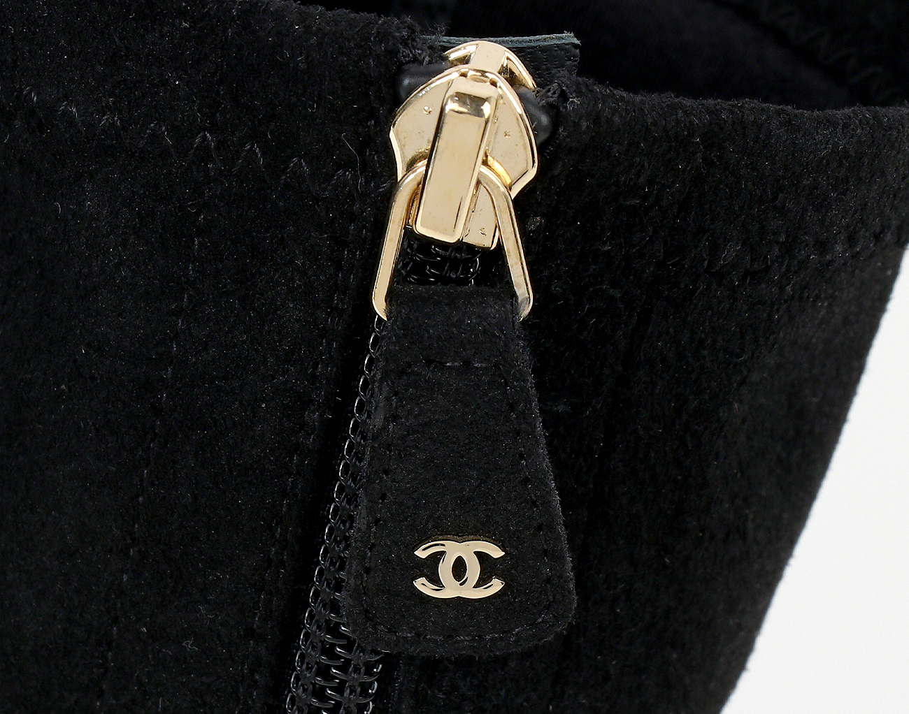 샤넬 스트레치 스웨이드 앵클 부츠 블랙 37 1/2C