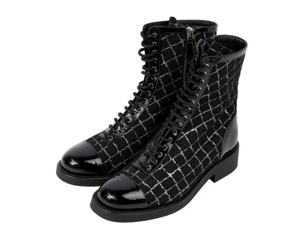 샤넬 페이던트 캡 토 트위드 앵클 부츠 블랙 실버 38C