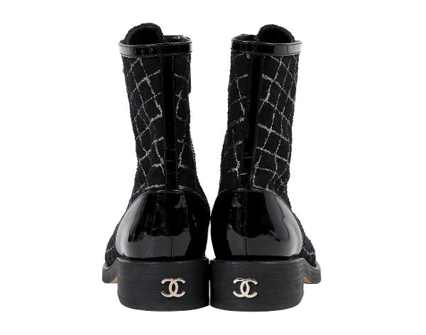 샤넬 페이던트 캡 토 트위드 앵클 부츠 블랙 실버 38C