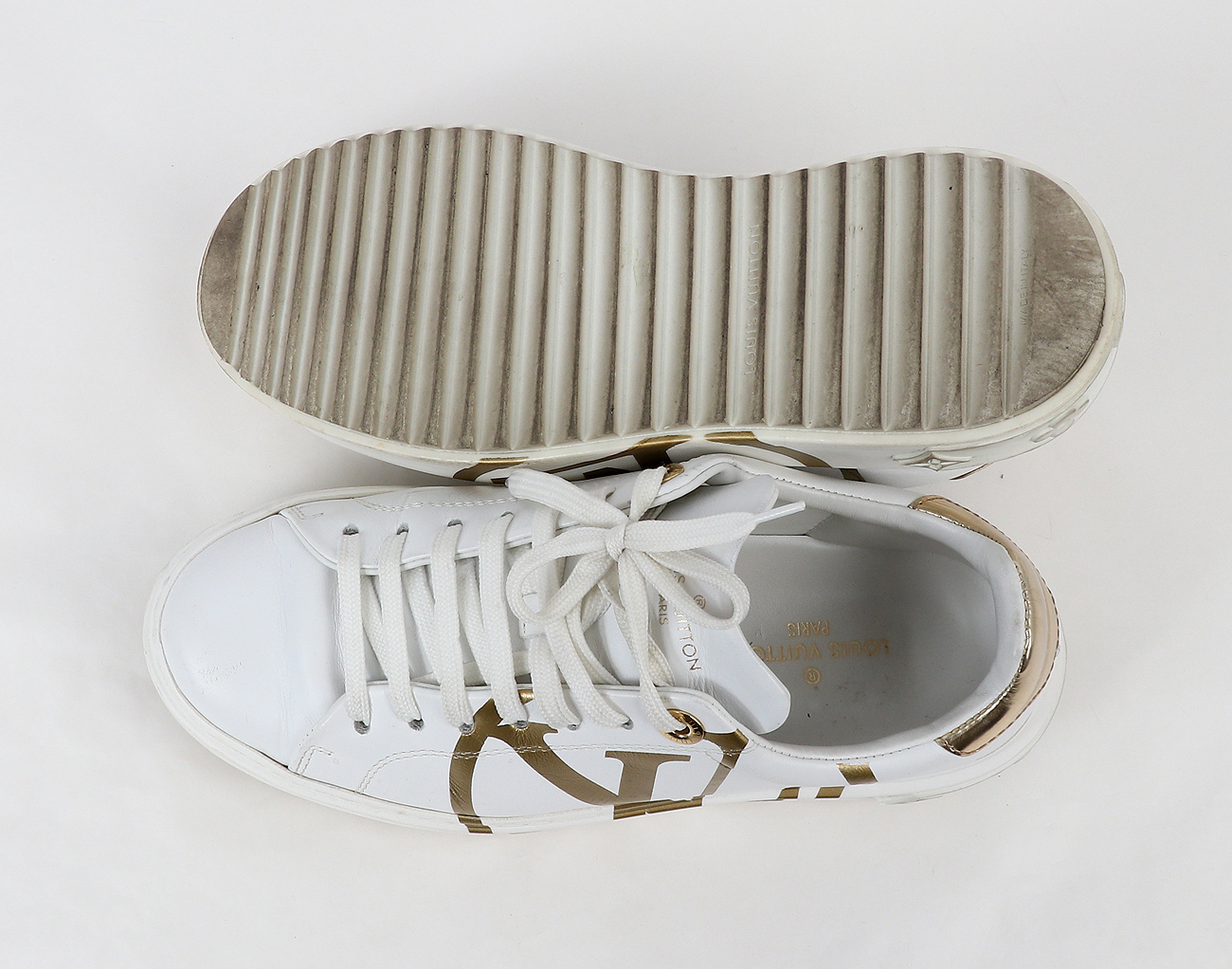 루이비통 서클 로고 타임아웃 스니커즈 화이트 골드 36