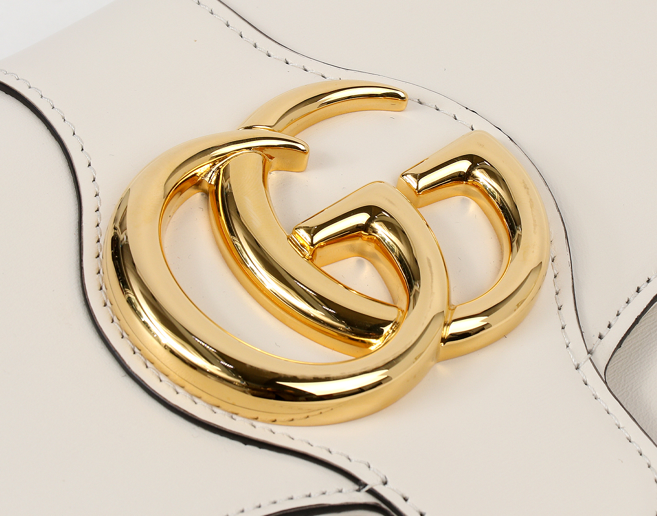 구찌 알리백 스몰 화이트