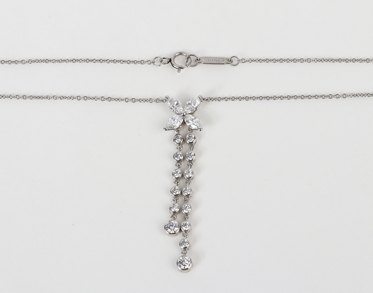 티파니앤코 빅토리아 더블 드롭 펜던트 플래티넘 다이아몬드