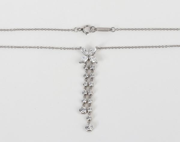 티파니앤코 빅토리아 더블 드롭 펜던트 플래티넘 다이아몬드