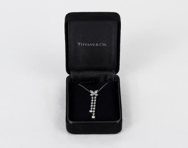티파니앤코 빅토리아 더블 드롭 펜던트 플래티넘 다이아몬드