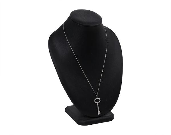 티파니앤코 오벌 키 펜던트 플래티넘 다이아몬드