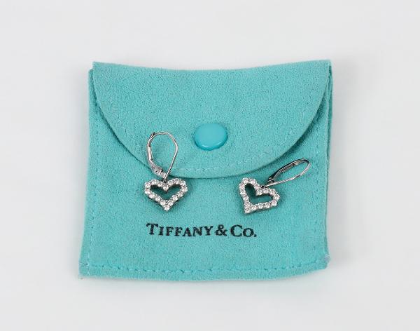 티파니앤코 하트 드롭 이어링 플래티넘 다이아몬드