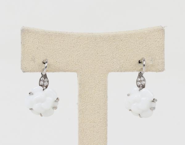 샤넬 까멜리아 드롭 이어링 화이트골드 다이아몬드