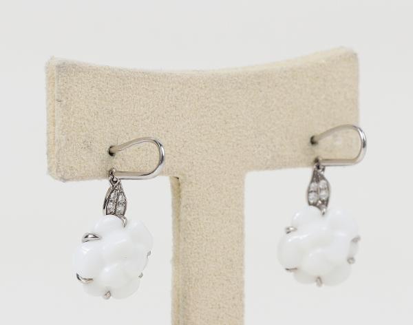 샤넬 까멜리아 드롭 이어링 화이트골드 다이아몬드