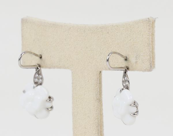 샤넬 까멜리아 드롭 이어링 화이트골드 다이아몬드