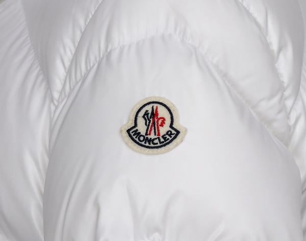 몽클레어 레이트 쇼트 다운 재킷 화이트 1