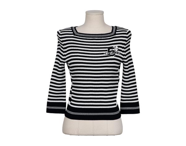 샤넬 NO.5 레터링 스트라이프 스퀘어넥 풀오버 네이비 블루 화이트 38