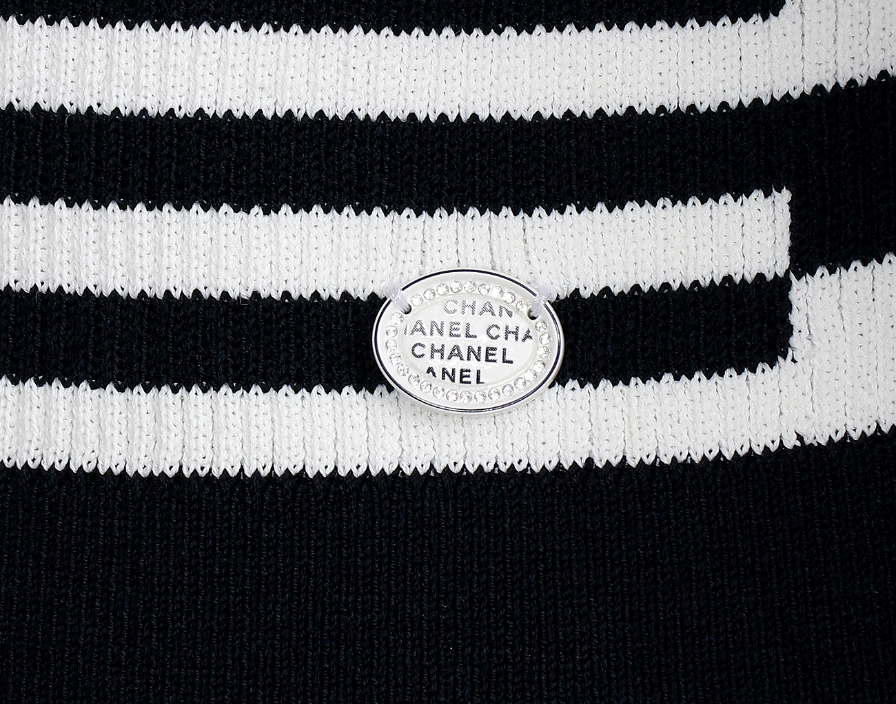 샤넬 NO.5 레터링 스트라이프 스퀘어넥 풀오버 네이비 블루 화이트 38