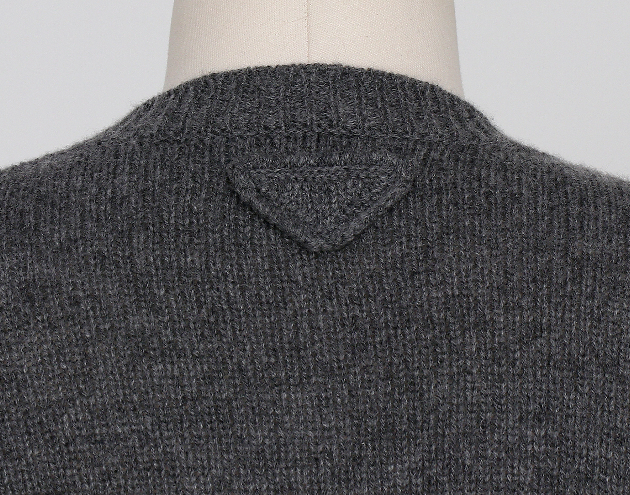 프라다 캐시미어 가디건 그레이 40