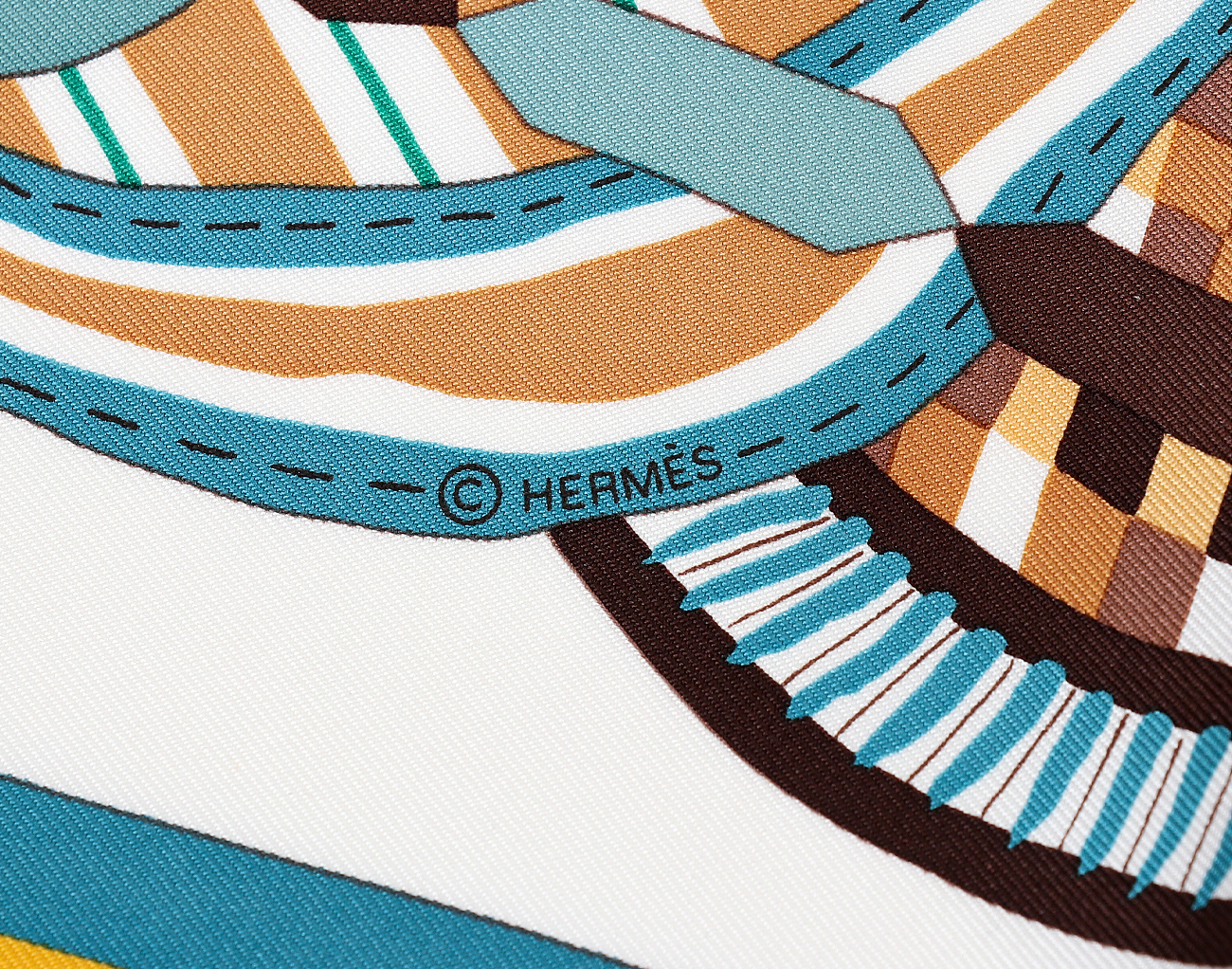 에르메스 까레 스카프 90 라 셀 이마지네르 미엘 베르트 블랑