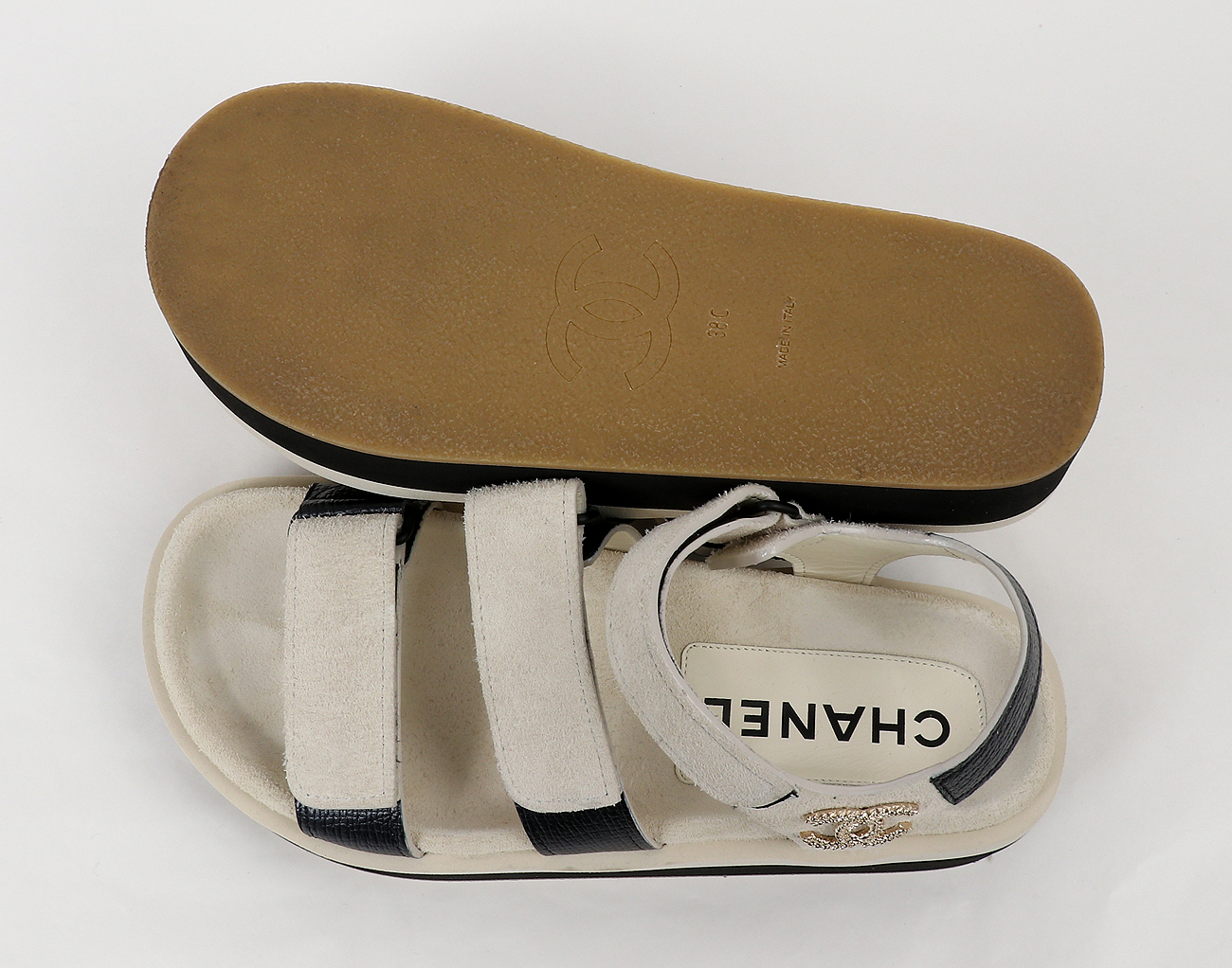 샤넬 CC 벨크로 샌들 아이보리 블랙 38C