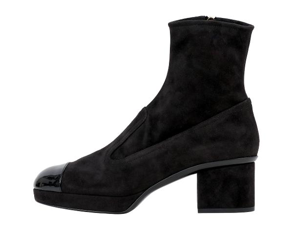 샤넬 하트 참 앵클 부츠 블랙 38 1/2C