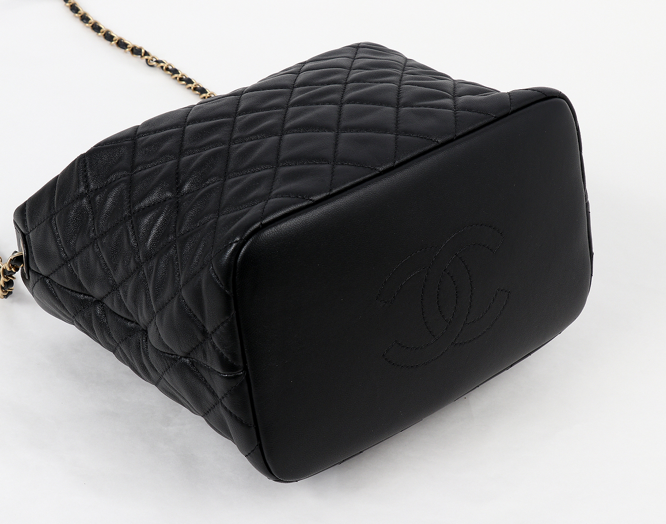 샤넬 19 호보백 블랙 빈티지 금장