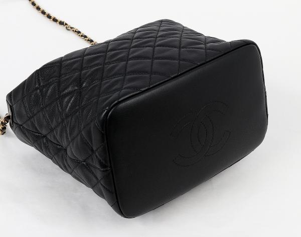 샤넬 19 호보백 블랙 빈티지 금장
