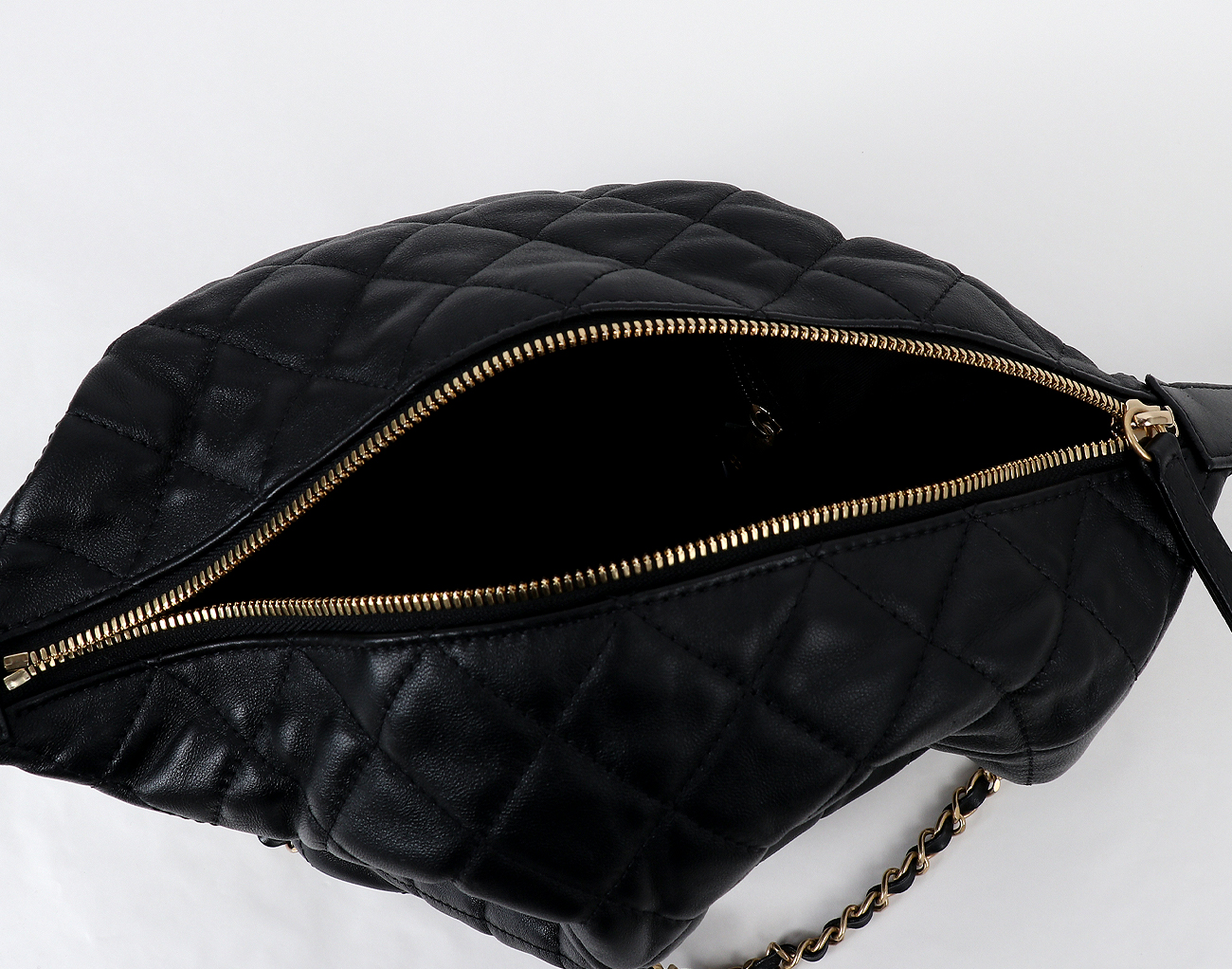 샤넬 19 호보백 블랙 빈티지 금장