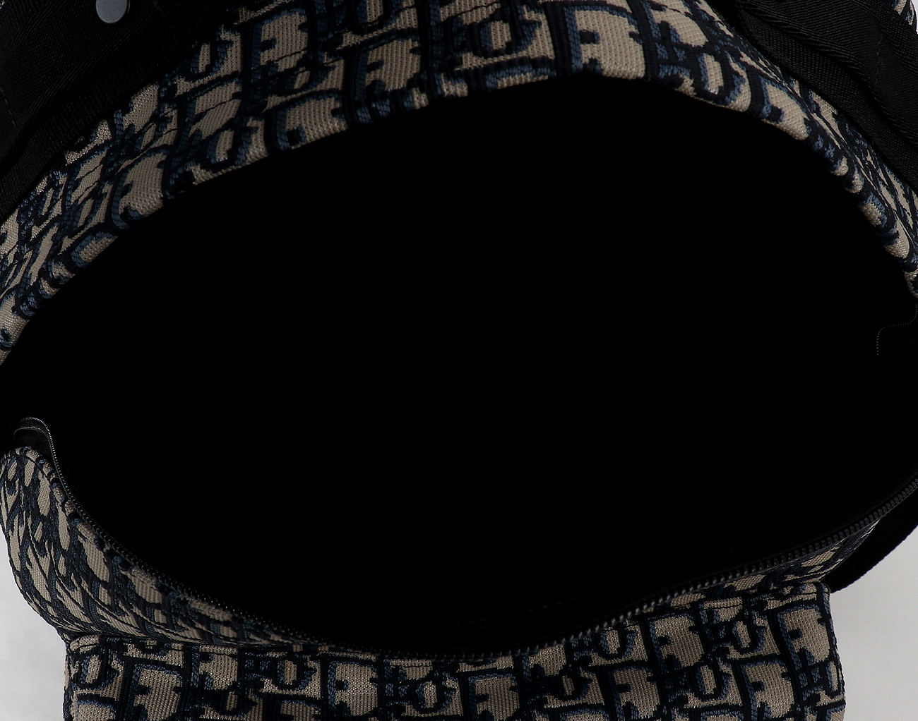 디올 트래블 백팩 오블리크 자카드 블루